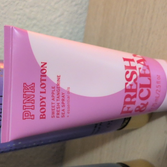 Self Love Body Care Bundle - Victoria's Secret And More - Picture 9 of 10